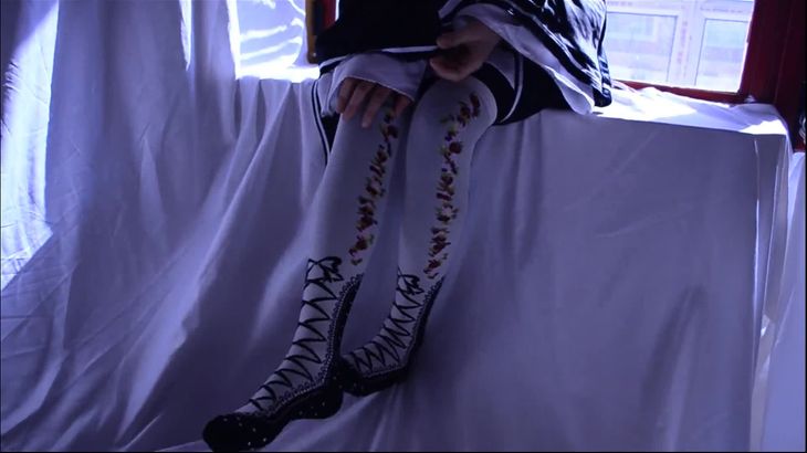 [七七ASMR语调 ]丝足配备烧话剧情杀之姐姐教狗玩红绿灯 下