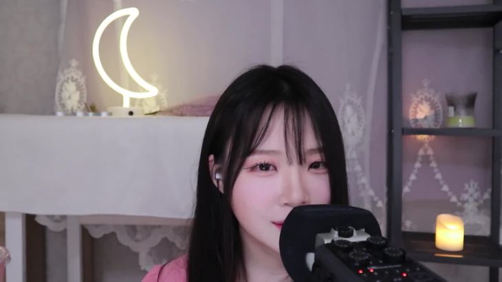 ASMR(Sub)잠이-안-오세요–이야기-듣고-가실래요–Whispering-On-The-Mic_위스퍼링asmr